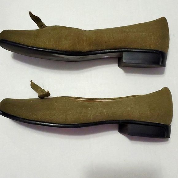 Bisou Bisou Textured Olive Casual Office Ballet Flats - Picture 4 of 8